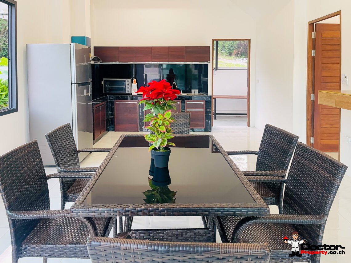 Modern 5 Bedroom with Partial Sea View and Mountain View in Bophut, Koh Samui – For Sale